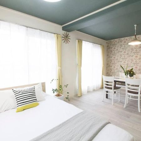 Bhotel La-Shante - 5 Mins Walk To The Peacepark & Up To 4 Ppl Хиросима Экстерьер фото