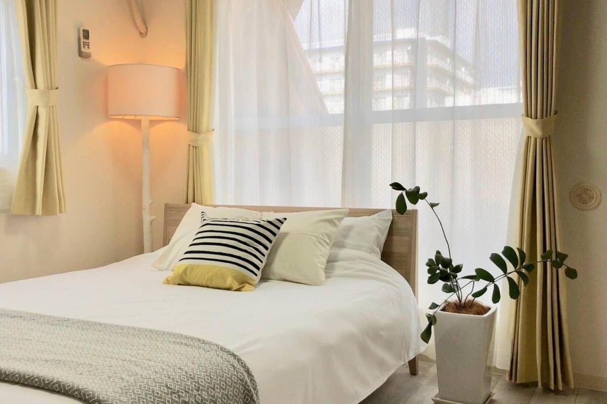 Bhotel La-Shante - 5 Mins Walk To The Peacepark & Up To 4 Ppl Хиросима Экстерьер фото